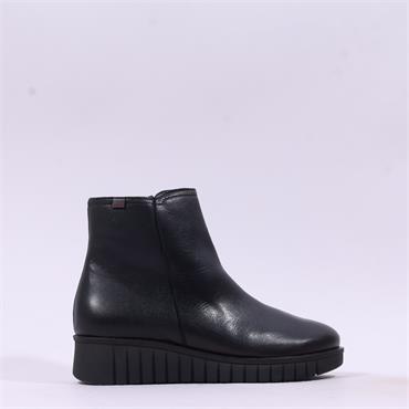 Pepe Saenz Sara Side Zip Wedge Boot - Black Leather